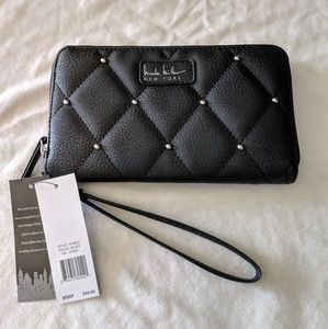 Nicole Miller wristlet